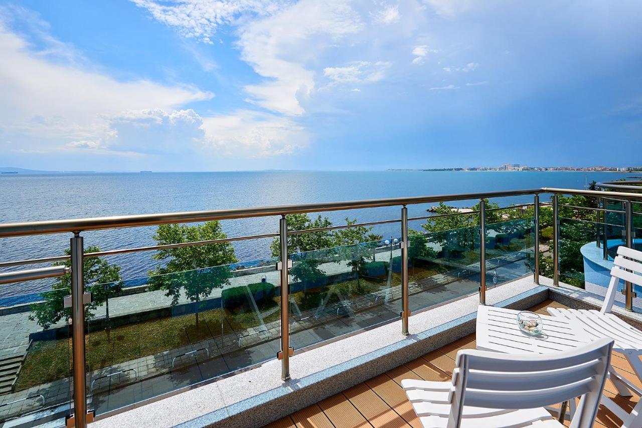 Neptun Hotel Pomorie Buitenkant foto